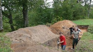 Archeologai Gyvoliuose.MKE.jpg