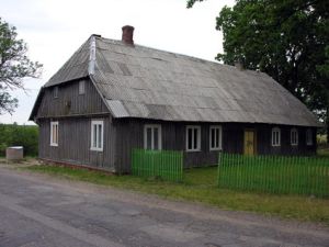 Naikiai.Troba.MKE.JPG