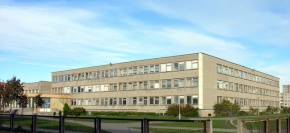 Pavasario vidurine mokykla.MKE.2006-11-03.jpg